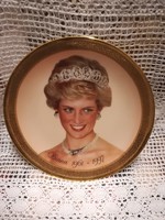 Diana hercegnőt ábrázoló dísztányér