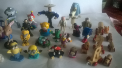 Plastic toy figure package