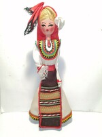 Folk costume doll (981)
