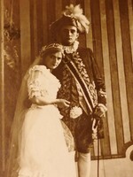 1919-es, a Magyar Tanácsköztársaság bukása után készült esküvői fotó lap        11.