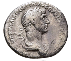 TRAJANUS Római Birodalom ezüst AR Denar 114-116 PARTHICO/SPQR Virtus