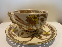 Zsolnay historizáló teás csésze aljával, japanizáló dekorral