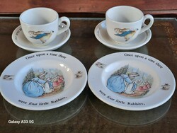 Wedgwood angol csontporcelán gyermek teás készlet miniatűr Peter Rabbit kalandjairól Beatrix Potter