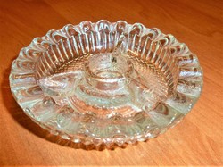 Antik kis üveg osztott belsejű kis tálka, átmérője 12 cm  Ékszertartó, vagy hamutartó is lehet