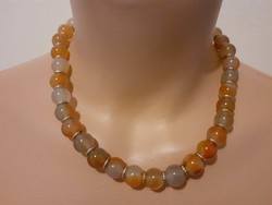 Carnelian or agate necklace with round beads