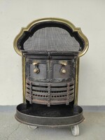 Antique stove, elegant, large enameled iron with patinated brass fittings and ash front 627 7231