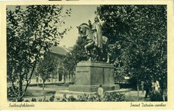 Székesfehérvár, Szent István szobra