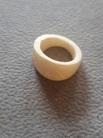 Bone ring with engraved pattern - size 57