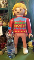 Hatalmas ( 60 cm-es ) Playmobil figura , talán játékbolti dekoráció , törésmentes állapotban .
