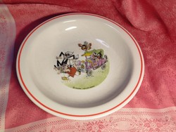 Régi Zsolnay mese jelenetes porcelán müzlis tányér