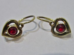 Very nice old heart-shaped garnet stone button 14kt gold earrings