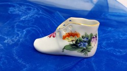 Herendi porcelán,virágos cipőcske