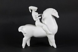 Amazon lóháton - Hollóházi porcelán szobor - 50240