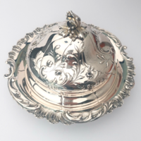 From 124T.1 HUF antique Viennese baroque 800‰ silver 482g butter dish with gilded interior