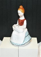 Anya gyermekével - Bodrogkeresztúri kerámia figura