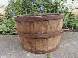 Antique barrel from 1865