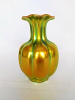 Zsolnay sárga-zöld eozin gerezdes váza. Hibátlan! (No. 23/129.)
