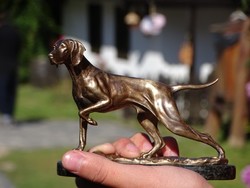 Hungarian Vizsla bronze statue