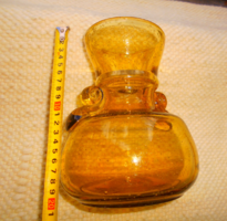 Kézműves vastag falú buborékos  üveg váza szép borostyánszín  hutaüveg