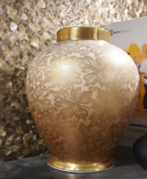 Aranyozott szépen kidolgozott váza
