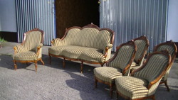 Antique furniture, neo-baroque living room set, good condition, exchange value negotiated.