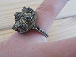 Antik filigrán ezüst gyűrű