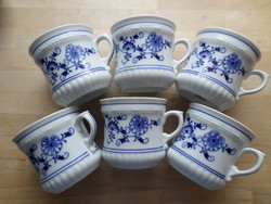 6 db régebbi hagymamintás porcelán bögre 3,5 dl