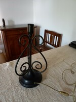 Fekete kovácsoltvas asztali lámpa