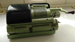 CRN2 mechanikus tekerős vintage számológép 1950-es évek Triumphator német gyártmány