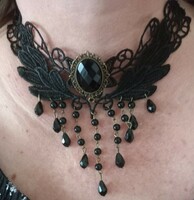 Gyönyörű fekete csipke choker nyaklánc.