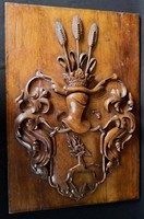 Dt/207. – Furniture panel with carved family coat of arms