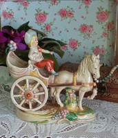 Antik porcelán lovaskocsi