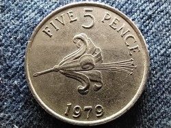Guernsey ii. Elizabeth lily 5 pence 1979 (id56104)