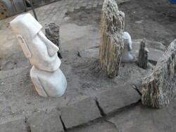 Minimal garden statue moai Easter island head 1pc 76cm frost-resistant artificial stone