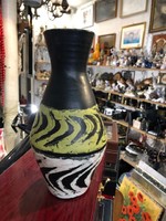 Gorka Livia kerámia váza, 30 cm-es magasságú ritkaság.