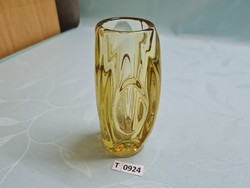 T0924 Vladislav Urban üveg váza  15 cm