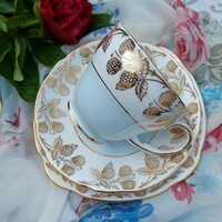 Blackberry-patterned English breakfast trio in pale blue