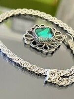 Dream beautiful silver necklace and pendant with a green stone