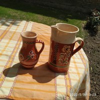 2 ceramic jugs for sale!