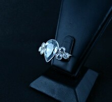 Unique 14k white gold ring with aquamarine and moissanite gemstones!!!