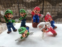 Super Mario és Luigi figurák