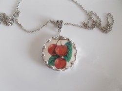 Handcrafted necklace made of earthenware with tiffany technique
