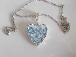 Handcrafted pendant made of antique faience using the tiffany technique