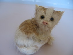 Valódi szőrrel , kézműves miniatűr cica, macska figura