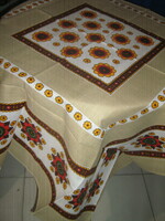 Beautiful retro vintage floral colorful tablecloth new