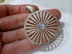 Beautiful large silver pendant with moonstone