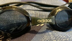 Adidas úszószemüveg