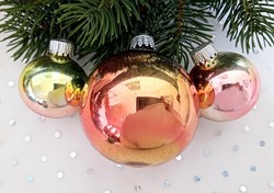 Soproni üveg színátmenetes gömb karácsonyfa dísz 3db együtt 4.5-7cm