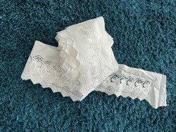 9 Meters of 10 cm wide lace trimming material for shelves, clothes, etc