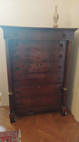 Antique 7-drawer chest of drawers